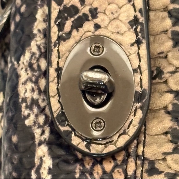 Coach Crosby Pieced Exotic Embossed Leather Gunmetal Gusset Zip Crossbody - Picture 4 of 16